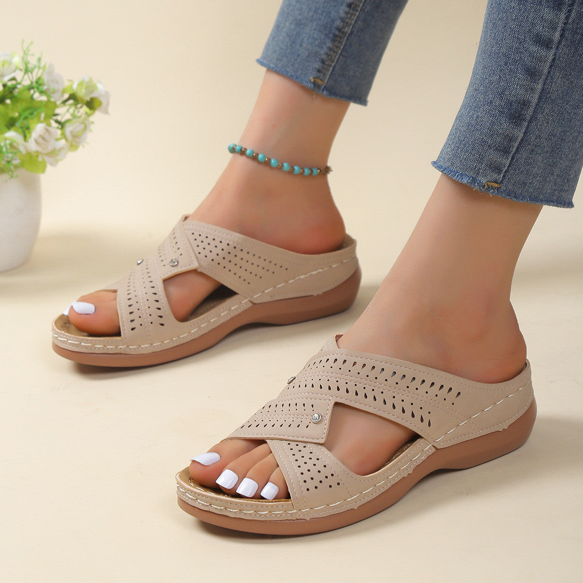 Lovely Summer Slippers Women Low Heels Wedges Sandals Non Slip Beach Shoes