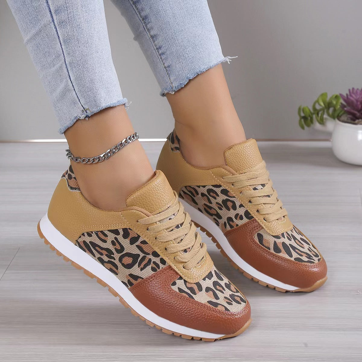 Lace-up Sports Shoes For Women Sneakers Casual Running Walking Flat Shoes Leopard Size35