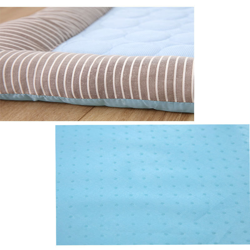 Pet Cooling Pad Bed For Dogs Cats Puppy Kitten Cool Mat Breathable Silk Material