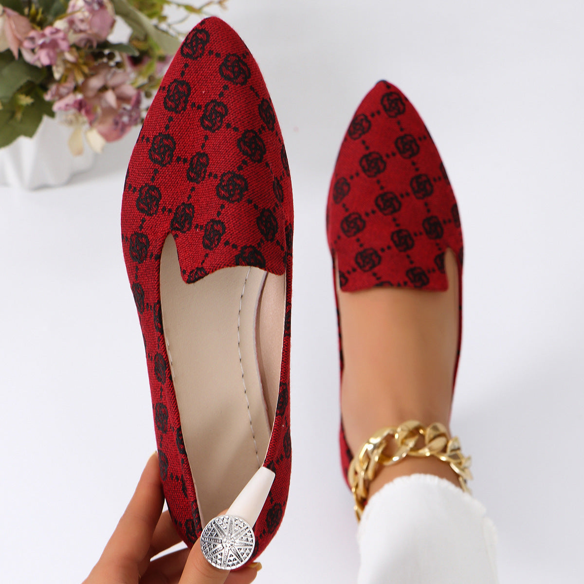 Lovely Women's Rose Print Flats Shoes Fashion Casual Pointed Toe Canvas Loafers Lazy Shoes For Female Women Red