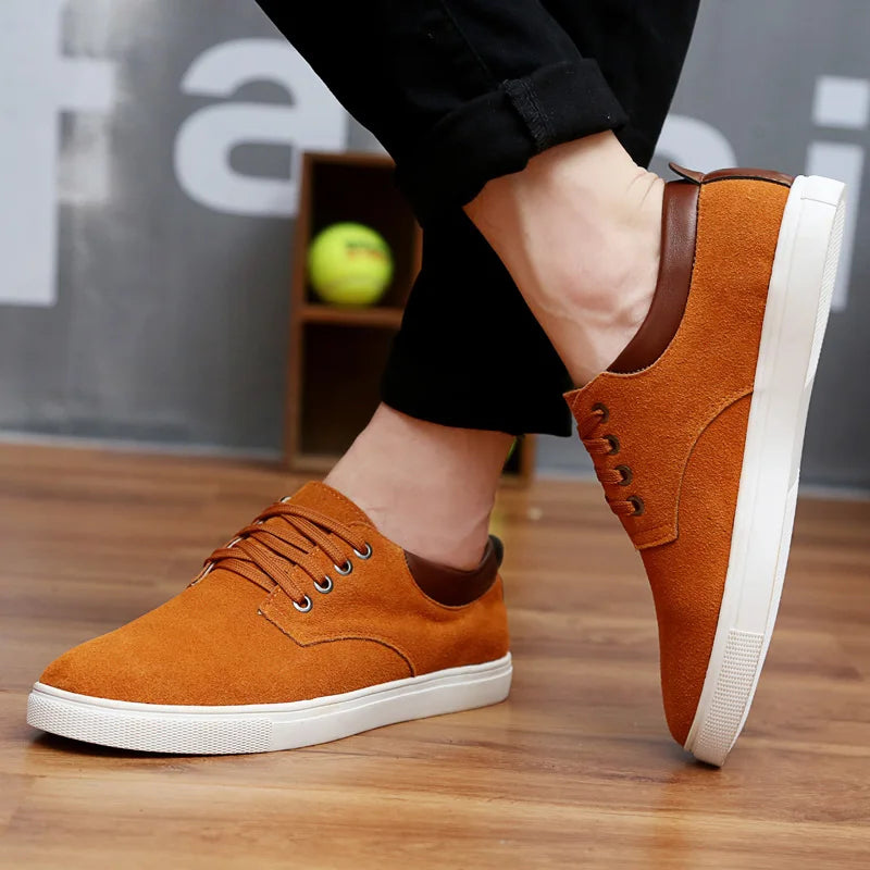 Cute New Fashion Suede Men Flats Shoes Canvas Shoes Male Leather Casual Breathable Shoes Lace-Up Flats For Students Large Size