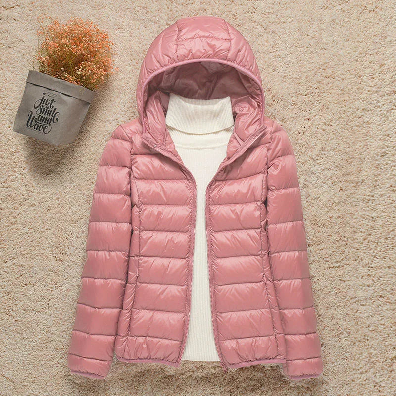 2023 New Fashion Female Cold Jacket Women Winter Light White Duck Down Jacket Slim Puffer Jacket Portable Windproof Down Coat