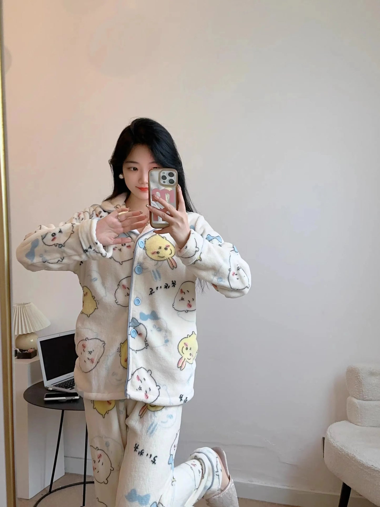 Chiikawa Pajamas Flannel Hachiware Cute Usagi Usagi Pajamas Women Winter Plus Velvet Thickened Warm Home Clothes Suit Girls