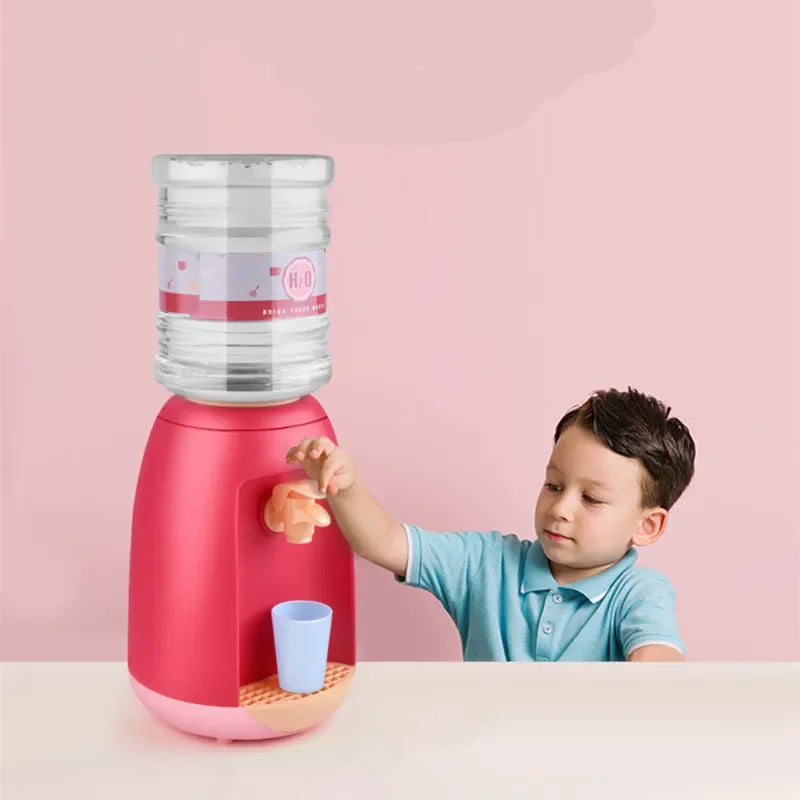 1.8L Large Water Dispenser Baby Toy Drinking Water Cooler Lifelike Cute Kids Cosplsy Props Home Decor Ornament Home Accessories