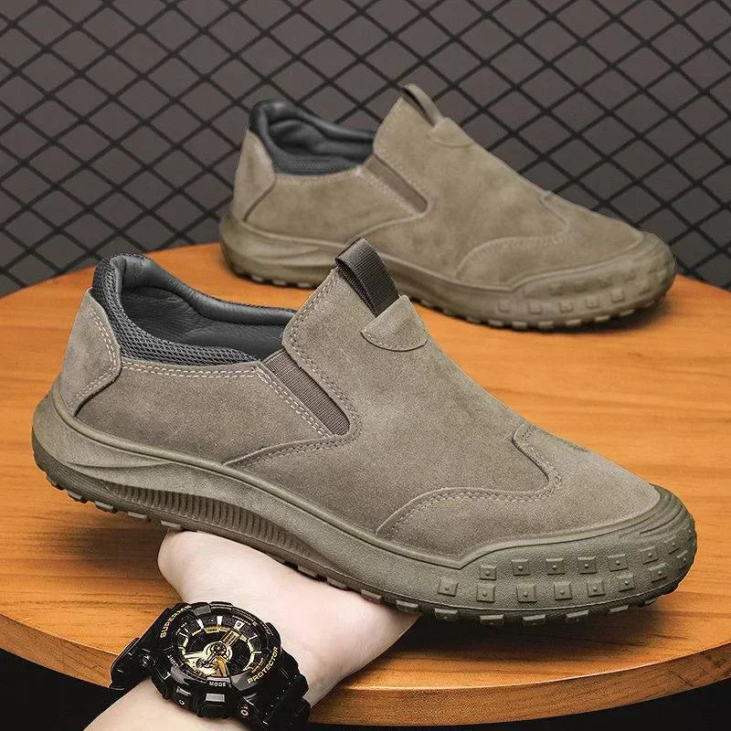 Outdoor leather Men Sneakers Slip on Casual Shoes Men Walking Shoes Men Loafers Comfortable Hiking Footwear lightweight 2024 camel