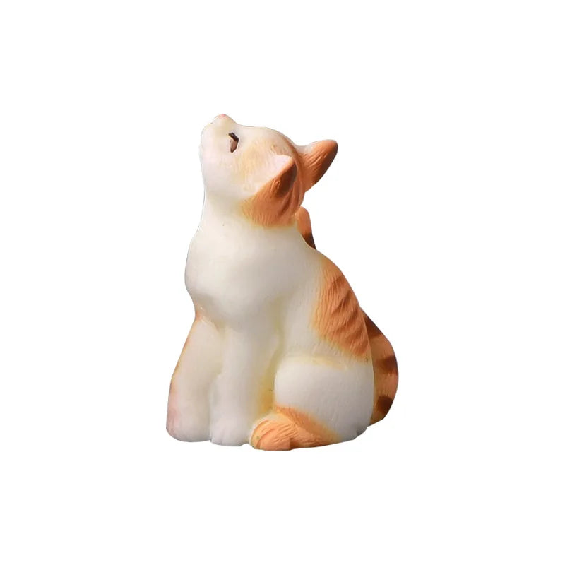 Cute Figurines Miniature Cartoon Animal Cat Resin Ornament Micro Landscape Kawaii Desk Accessories For Decoration Home Kids Gift