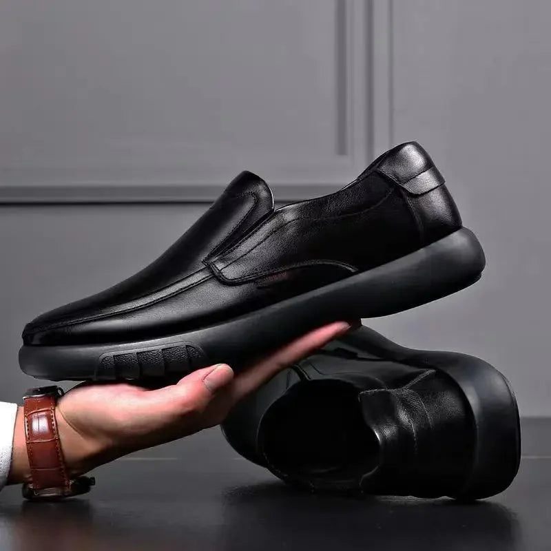 New Men's Leather Shoes  Comfortable Casual Shoes Leather Shoes Business Driving Soft Leather Black Driving  designer shoes men