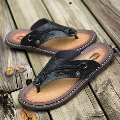 2023 Summer Handmade Leather Slippers Trendy Fashion Men's Flip-flops Outdoor Breathable Comfortable Men and Simple Sandals black