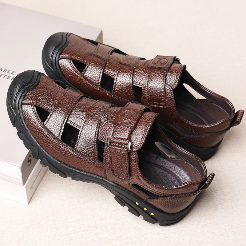 2023 New Summer Men Comfort Sandals Hollow Out Breathable Genuine Leather Casual for Driving Beach Vacation Soft Sole Men Sandal Chocolate