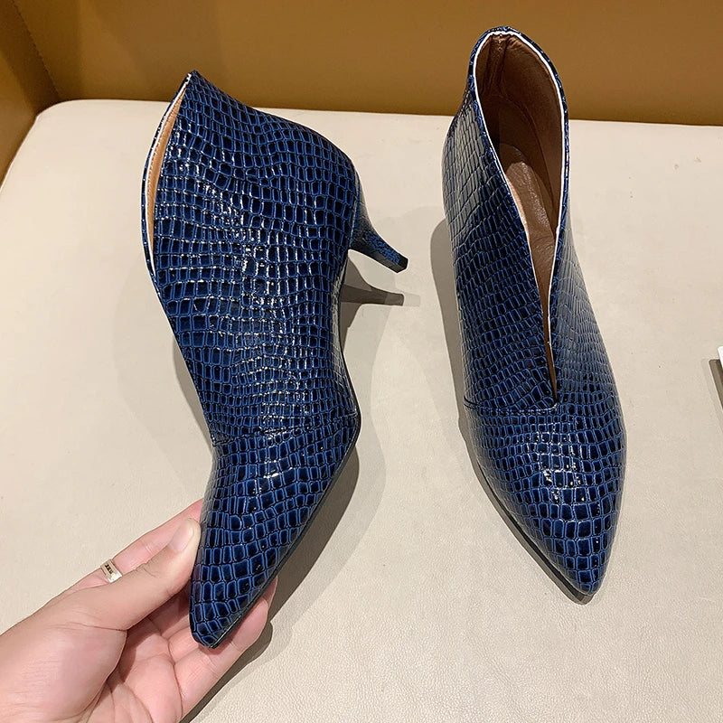 2022 Spring and Autumn New Fashion Pointed Toe Thick Heel High-heeled Women's Shoes Comfortable Temperament High-heeled Shoes blue stiletto