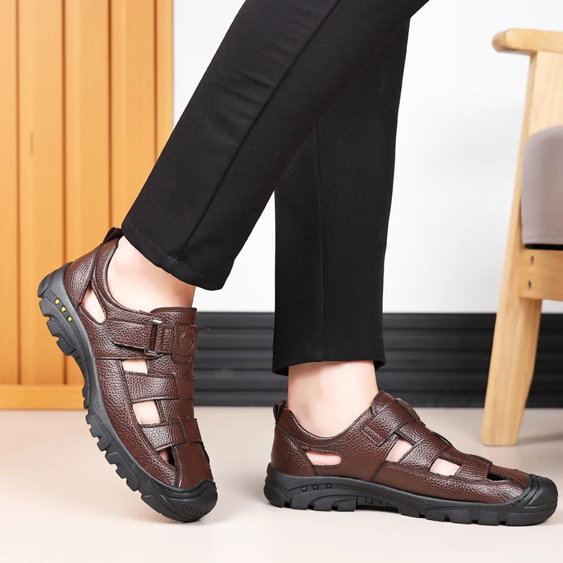 2023 New Summer Men Comfort Sandals Hollow Out Breathable Genuine Leather Casual for Driving Beach Vacation Soft Sole Men Sandal